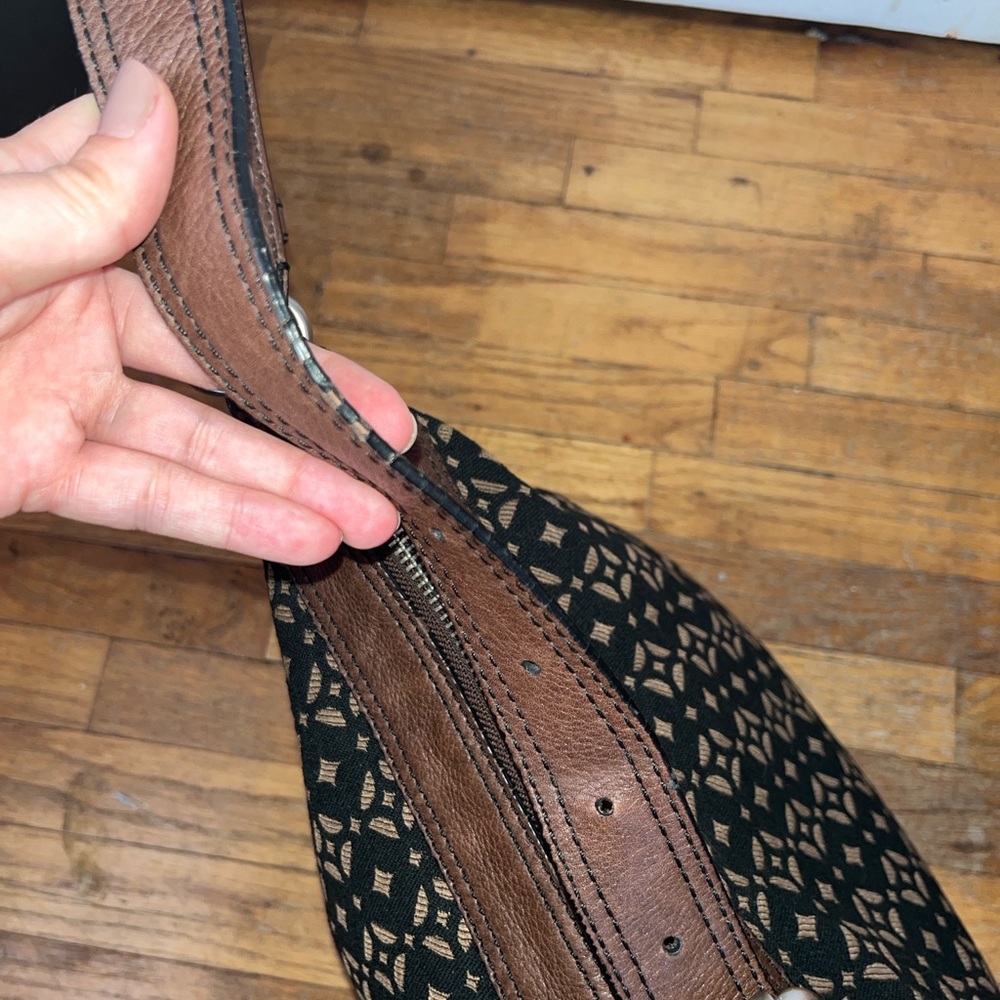 Fossil Black And Brown Patterned Shoulder Bag - image 5